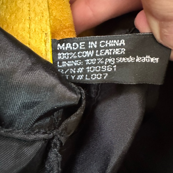 Via Spiga Yvette Black Laser Cut Genuine Cow Leather Elegant Shoulder Bag Rustic - Picture 10 of 12